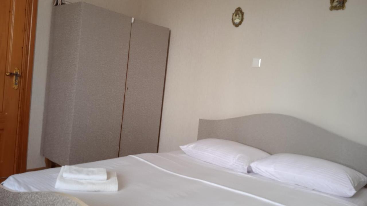 Sataplia District Hotell Kutaisi Exteriör bild