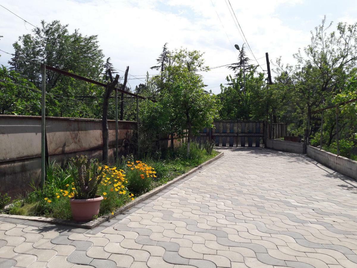 Sataplia District Hotell Kutaisi Exteriör bild